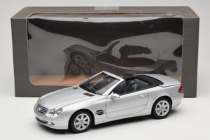 Mercedes SL R129 Argent Minichamps 1:18 B66962133 Métal — image 10 sur 10