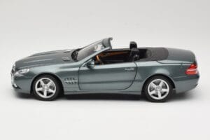 Mercedes SL R230 Amiant Green Minichamps 1:18 B66962389 Métal — image 4 sur 8