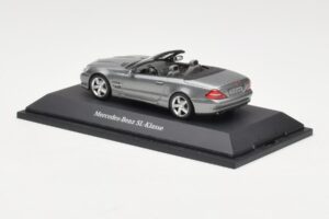 Mercedes SL R230 Palladium Silver Metallic Minichamps 1:43 B66962390 Métal — image 3 sur 4