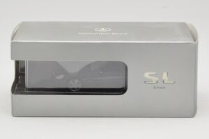 Mercedes SL R230 Tenorit Grey Metallic Minichamps 1:43 B66962392 Métal — image 4 sur 4