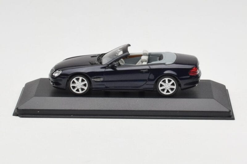 Mercedes SL500 R129 Dark Blue Metallic Minichamps 1:43 Mercedes SL500 R129 Dark Blue Metallic Minichamps 1:43 SL001 Métal