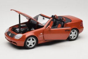 Mercedes SLK R170 230 AMG Orange Metallic Minichamps 1:18 B66005227 Métal — image 2 sur 9