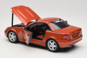 Mercedes SLK R170 230 AMG Orange Metallic Minichamps 1:18 B66005227 Métal — image 6 sur 9