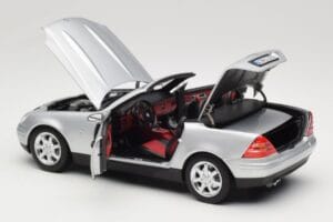 Mercedes SLK R170 Brilliant Silver Norev 1:18 183020 Métal — image 6 sur 9