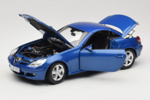 Mercedes SLK R171 Blue Metallic Minichamps 1:18 100033131 Métal — image 3 sur 11