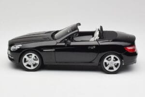 Mercedes SLK R172 Magnetite Noir Minichamps 1:18 B66960514 Métal — image 4 sur 8
