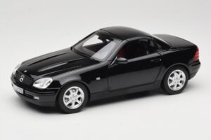Mercedes SLK200 R170 Noir Norev 1:18 B66040714 Métal — image 3 sur 9