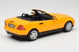 Mercedes SLK200 R170 Jaune Norev 1:18 B66040713 Métal — image 4 sur 9