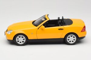 Mercedes SLK200 R170 Jaune Norev 1:18 B66040713 Métal — image 5 sur 9