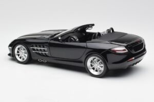 Mercedes SLR McLaren Roadster R199 Crystal Galaxit Noir Minichamps 1:18 B66961004 Métal — image 7 sur 8