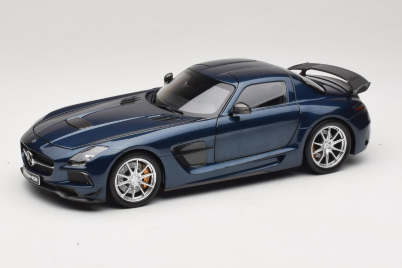 Mercedes SLS AMG Black Series Daytona Blue Metallic Minichamps 1:18 110033026 Métal