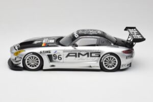 Mercedes AMG SLS C197 GT3 Team AMG China #96 M. Hakkinen / C. Cheng Zhuhai 6th 2011 Minichamps 1:18 151113196 Métal — image 3 sur 6