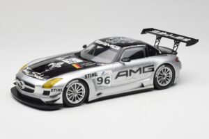 Mercedes AMG SLS C197 GT3 Team AMG China #96 M. Hakkinen / C. Cheng Zhuhai 6th 2011 Minichamps 1:18 151113196 Métal