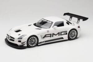 Mercedes AMG SLS C197 GT3 Street Blanc Minichamps 1:18 151123107 Métal