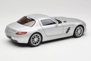 Mercedes SLS AMG C197 Iridium Argent Minichamps 1:18 100039026 Métal — image 3 sur 8
