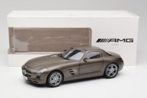 Mercedes SLS AMG C197 Monza Gris Minichamps 1:18 B66960044 Métal — image 8 sur 8