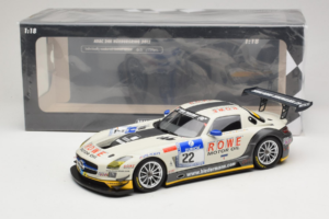 Mercedes SLS AMG GT3 #22 Rowe Racing R. Graf / M. Seyffarth ADAC 24h Nurburgring 2012 Minichamps 1:18 151123122 Métal — image 6 sur 6