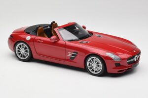 Mercedes SLS AMG R197 Roadster Le Mans Rouge Minichamps 1:18 100039030 Métal — image 6 sur 8