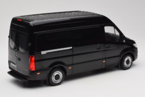 Mercedes Sprinter Noir Norev 1:18 183041 Métal — image 3 sur 8
