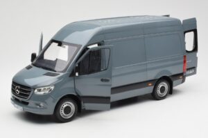 Mercedes Sprinter W907 Bleu Gris Norev 1:18 183423 Métal — image 2 sur 7