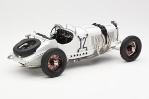 Mercedes SSKL #12 O. Merz German GP 1931 CMC 1:18 M-189 Métal — image 2 sur 6