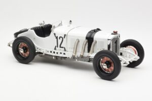 Mercedes SSKL #12 O. Merz German GP 1931 CMC 1:18 M-189 Métal — image 4 sur 6