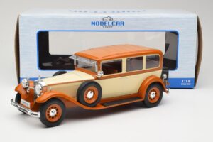 Mercedes Type Nurburg W08 460/460K Beige MCG 1:18 MCG18034 Métal — image 6 sur 6