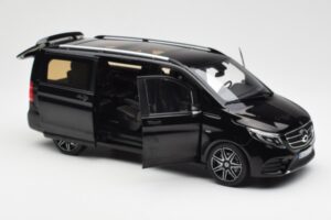 Mercedes V-Class W447 AMG Line Noir Norev 1:18 183860 Métal — image 2 sur 6