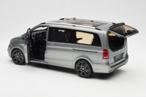 Mercedes V-Class W447 AMG Line Gris Métallique Norev 1:18 183488 Métal — image 6 sur 9