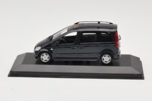 Mercedes Vaneo Bleu Foncé Minichamps 1:43 400031200 Métal