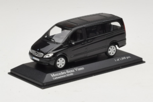 Mercedes Viano Noir Minichamps 1:43 400032210 Métal — image 2 sur 4