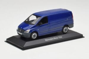 Mercedes Vito Atlantis Bleu Minichamps 1:43 B66960525 Métal — image 2 sur 4