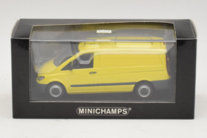 Mercedes Vito Kastenwagen Jaune Minichamps 1:43 400032260 Métal — image 4 sur 4