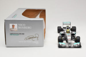 Mercedes W03 #8 N. Rosberg Mercedes AMG Petronas 2012 Minichamps 1:18 110120008 Métal — image 6 sur 7