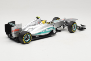 Mercedes W03 #8 N. Rosberg Mercedes AMG Petronas Showcar 2012 Minichamps 1:18 110120078 Métal — image 2 sur 7