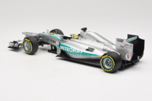 Mercedes W04 #9 N. Rosberg Mercedes AMG Petronas Showcar 2013 Minichamps 1:18 110130079 Métal — image 5 sur 7