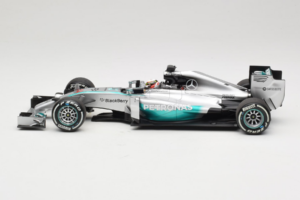Mercedes W05 #44 L. Hamilton Mercedes AMG Petronas Chinese Grand Prix Winner 2014 Minichamps 1:18 110140244 Métal — image 3 sur 7