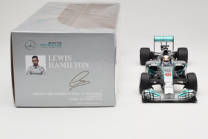 Mercedes W05 #44 L. Hamilton Mercedes AMG Petronas Chinese Grand Prix Winner 2014 Minichamps 1:18 110140244 Métal — image 6 sur 7