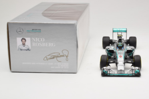 Mercedes W05 #6 N. Rosberg Mercedes AMG Petronas Abu Dhabi Grand Prix 2014 Minichamps 1:18 110140406 Métal — image 6 sur 7