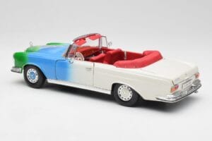 Mercedes 280SE W108 Tricolor Maisto 1:18 56014 Métal — image 7 sur 8