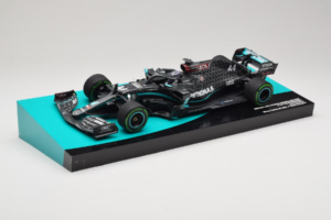 Mercedes W11 #44 L. Hamilton Mercedes AMG Petronas Turkish Grand Prix Winner World Champion 2020 Minichamps 1:18 113201444 Ré — image 2 sur 7