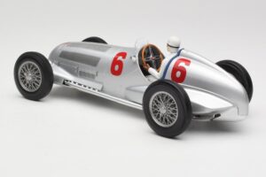 Mercedes W125 #6 Daimler-Benz AG R. Caracciola 2nd Place Eifel Race Nurburgring 1937 Minichamps 1:18 155373106 Métal — image 5 sur 6