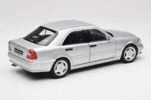Mercedes C36 AMG W202 Silver Metallic Norev 1:18 183380 Métal — image 3 sur 8