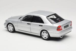 Mercedes C36 AMG W202 Silver Metallic Norev 1:18 183380 Métal — image 7 sur 8