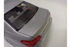 Mercedes Classe E W212 Avantgarde Iridium Argent Peinture Édition 1 Minichamps 1:18 B66960212-D1 Métal — image 9 sur 11