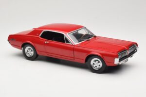 Mercury Cougar XR-7 Rouge Sun Star 1:18 1541 Métal — image 6 sur 8
