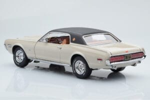 Mercury Cougar XR7-G Fawn Sun Star 1:18 1572 Métal — image 7 sur 8