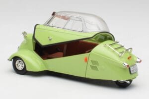 Messerschmitt KR 200 Vert Revell 1:18 8917 Métal — image 5 sur 8