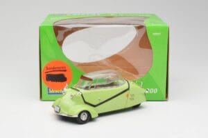 Messerschmitt KR 200 Vert Revell 1:18 8917 Métal — image 8 sur 8