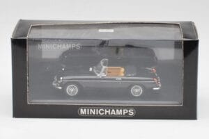 MGB Cabriolet Noir Minichamps 1:43 430131030 Métal — image 4 sur 4